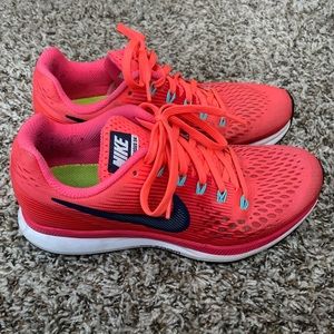 Nike Zoom Pegasus 34 Size 7